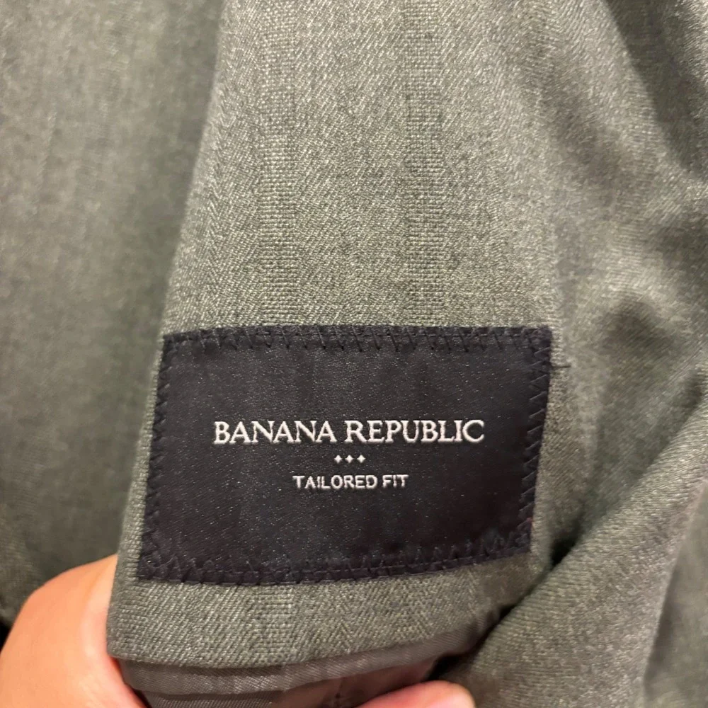 Banana Republic Tailored Fit Blazer 46R Olive Green Sport Coat 2-Button Stretch